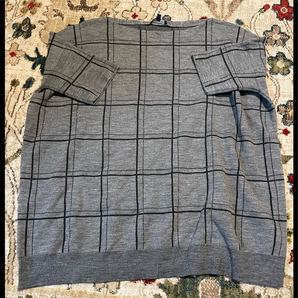 Classy Lafayette 148 top. Some sparkle bead embellishments.  XS - M